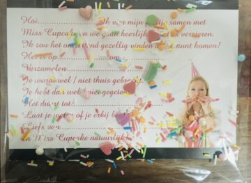 Miss Cupcake Verjaardagsuitnodigingen